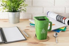 Zelený hrnek - koš pro milovníky recyklace