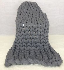 Příze pro ruční pletení - šedá