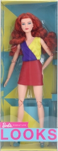 Barbie Looks rusovláska v červené sukni HJW80