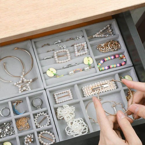 Organizér na šperky do šuplíku - mini přihrádky