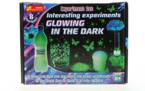 Zajímavé experimenty světélkování ve tmě