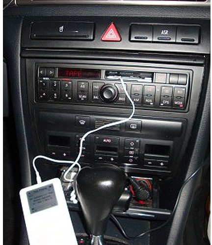 Adaptér mezi MP3 přehrávač a kazetový přehrávač