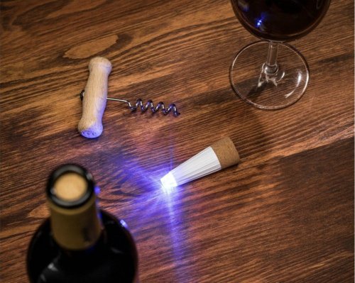 LED světelná zátka do láhve